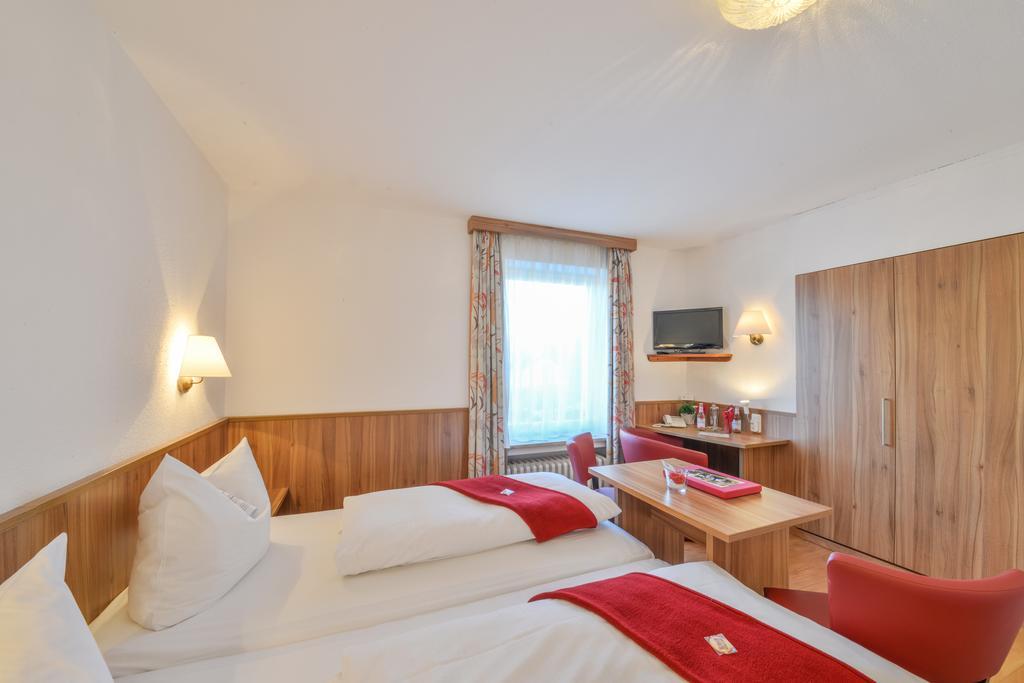 Hotel Drei Loewen Dachau Oda fotoğraf