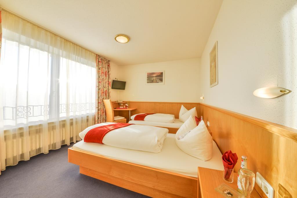Hotel Drei Loewen Dachau Oda fotoğraf